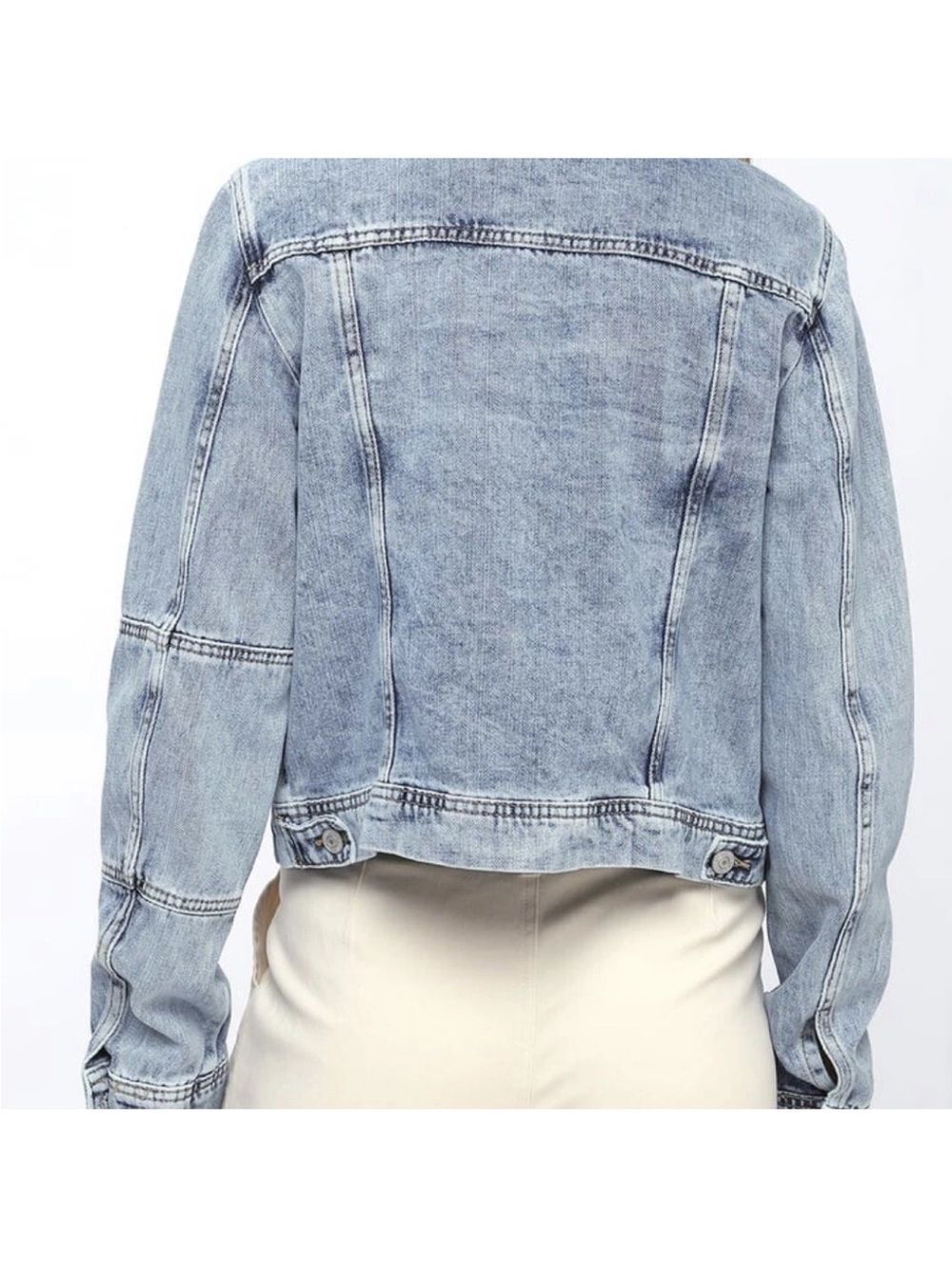 Free People Rumors Light Wash Blue Denim Jean Jacket Size XL - Picture 3 of 11